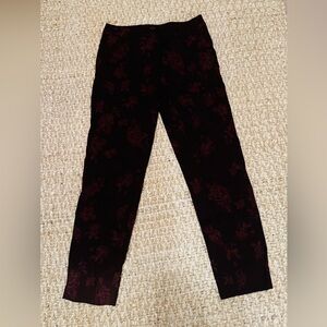 White House Black Market Slim Crop Pant, Wine/Maroon Flowered Print, Size 4